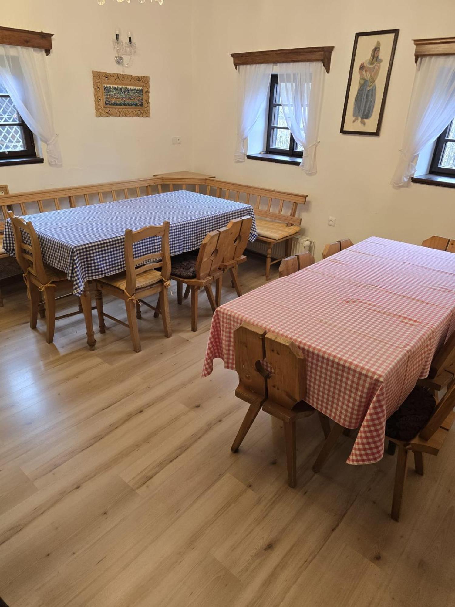Penzion Pod Hradem Adrspach Bagian luar foto